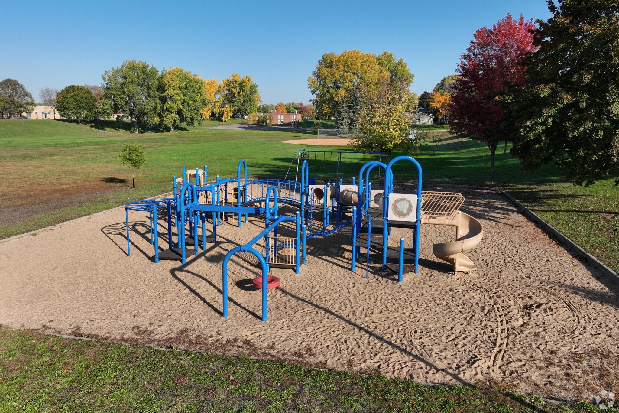 8509 Stanley Avenue S