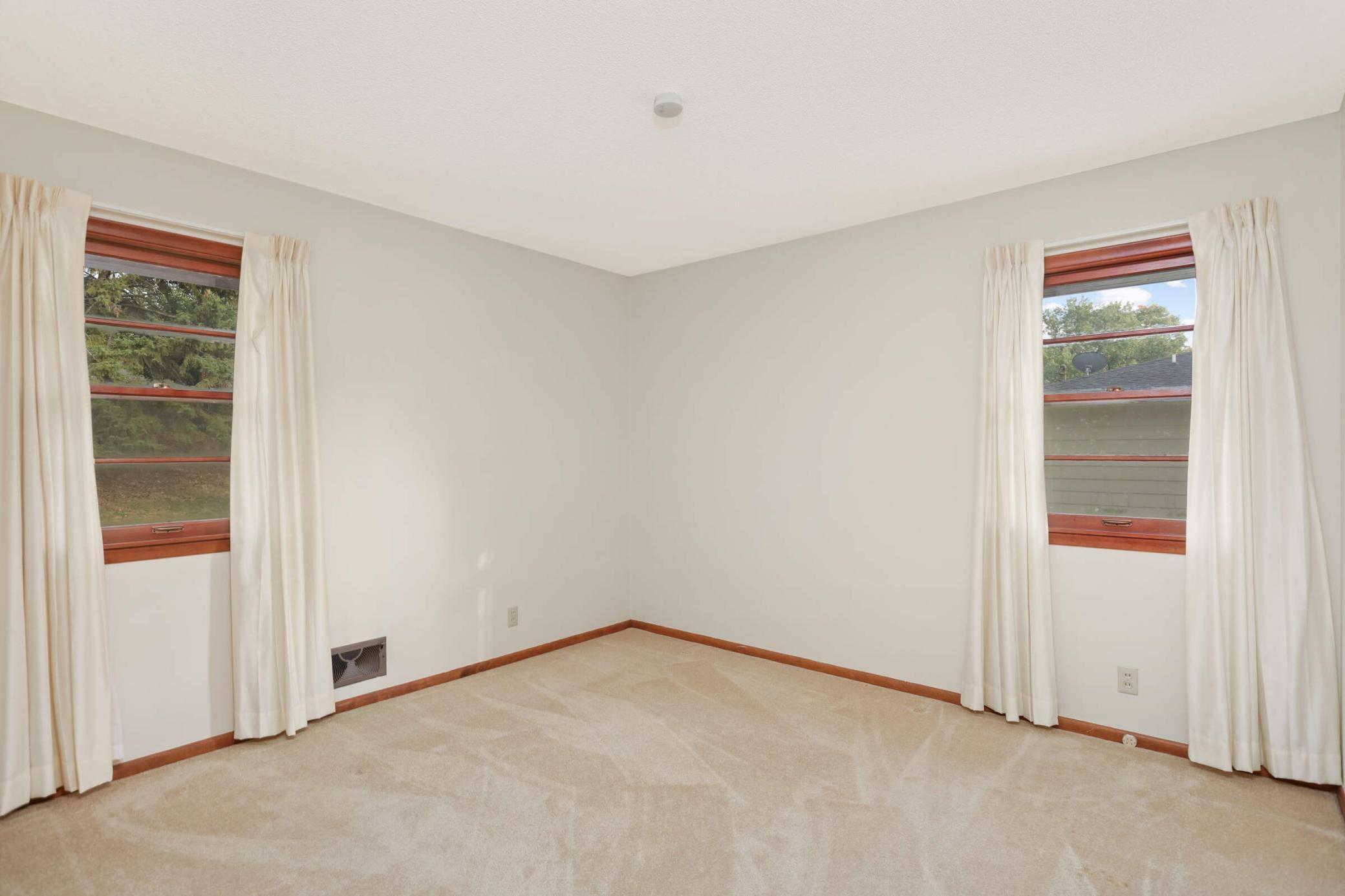 8509 Stanley Avenue S