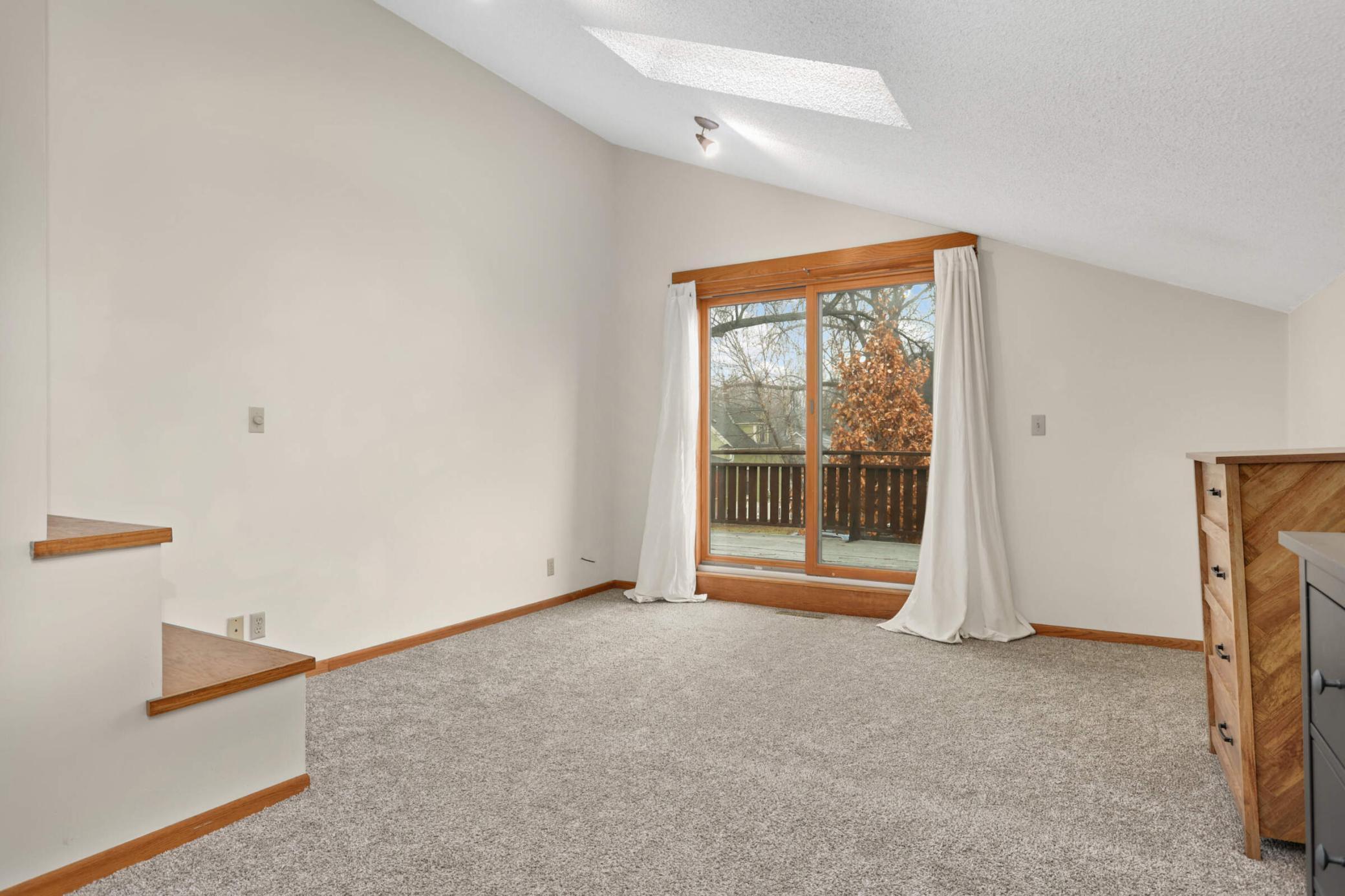 4534 Pillsbury Avenue S