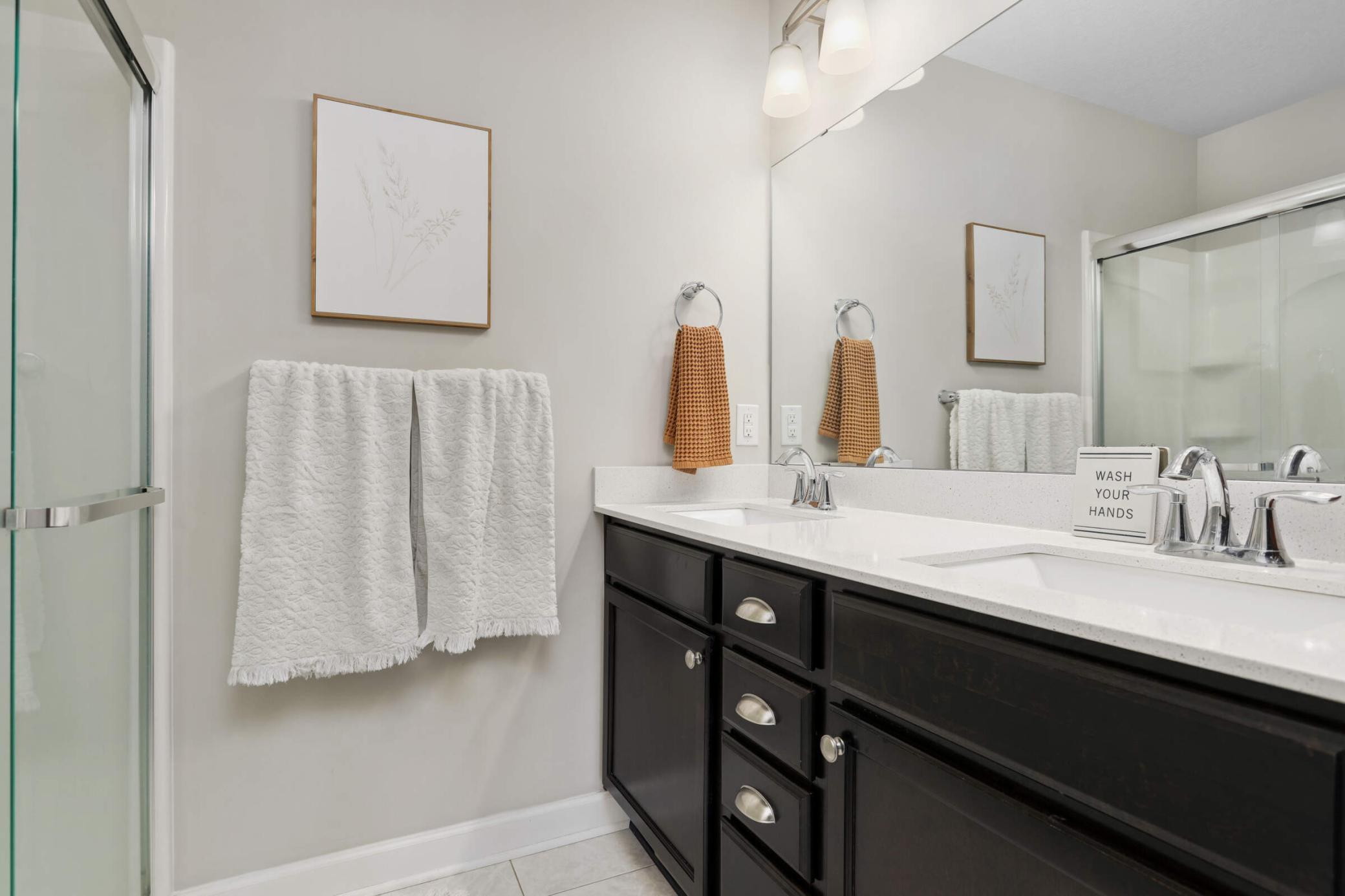 9909 5th Street Lane N