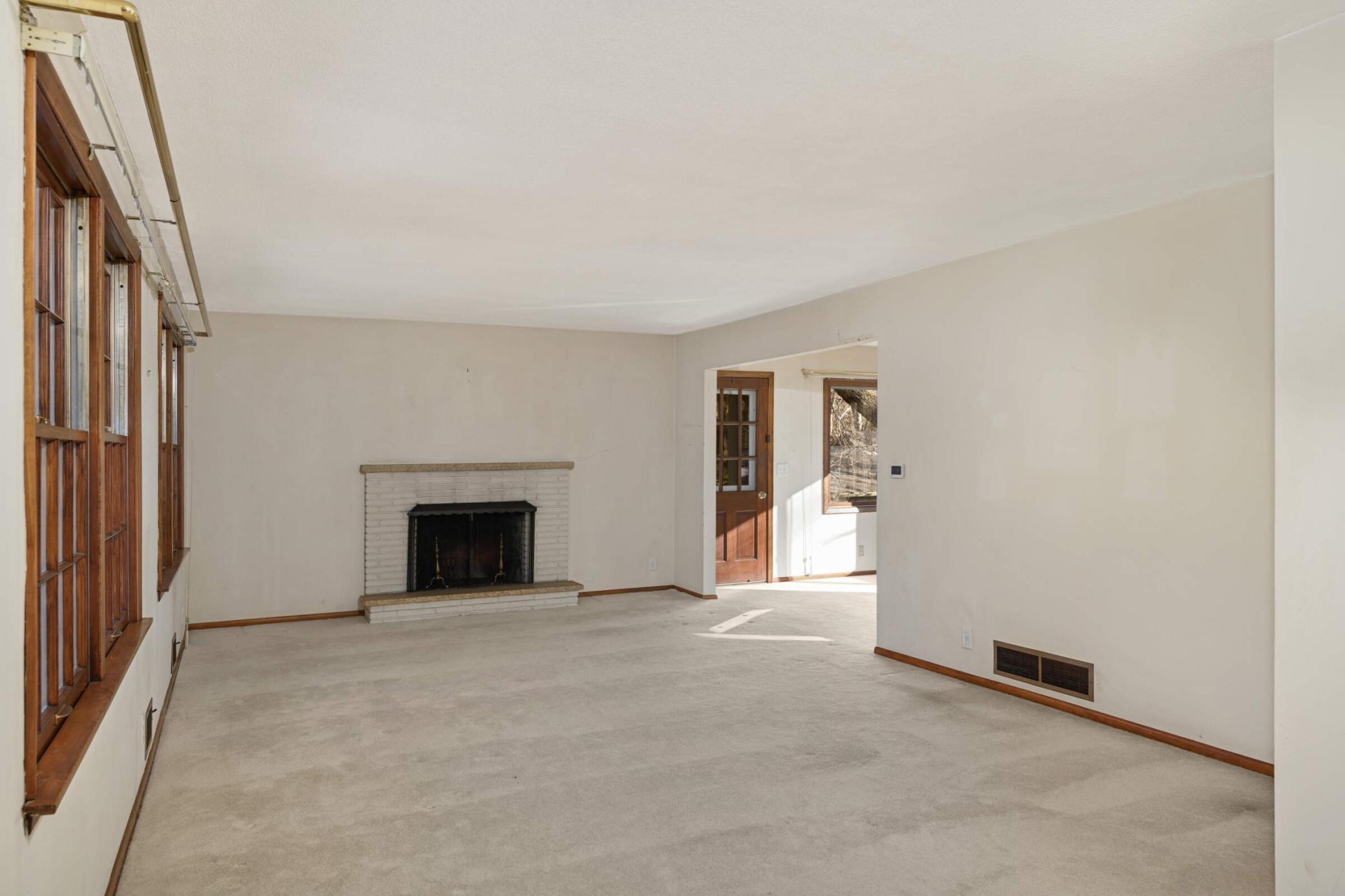 15367 Highland Trail