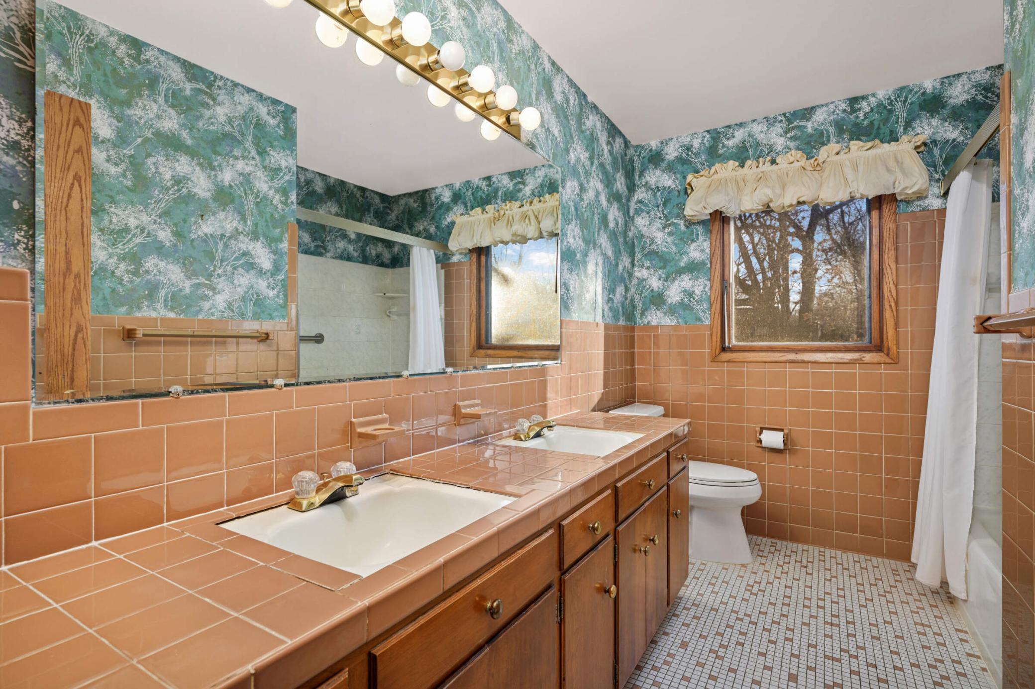 15367 Highland Trail