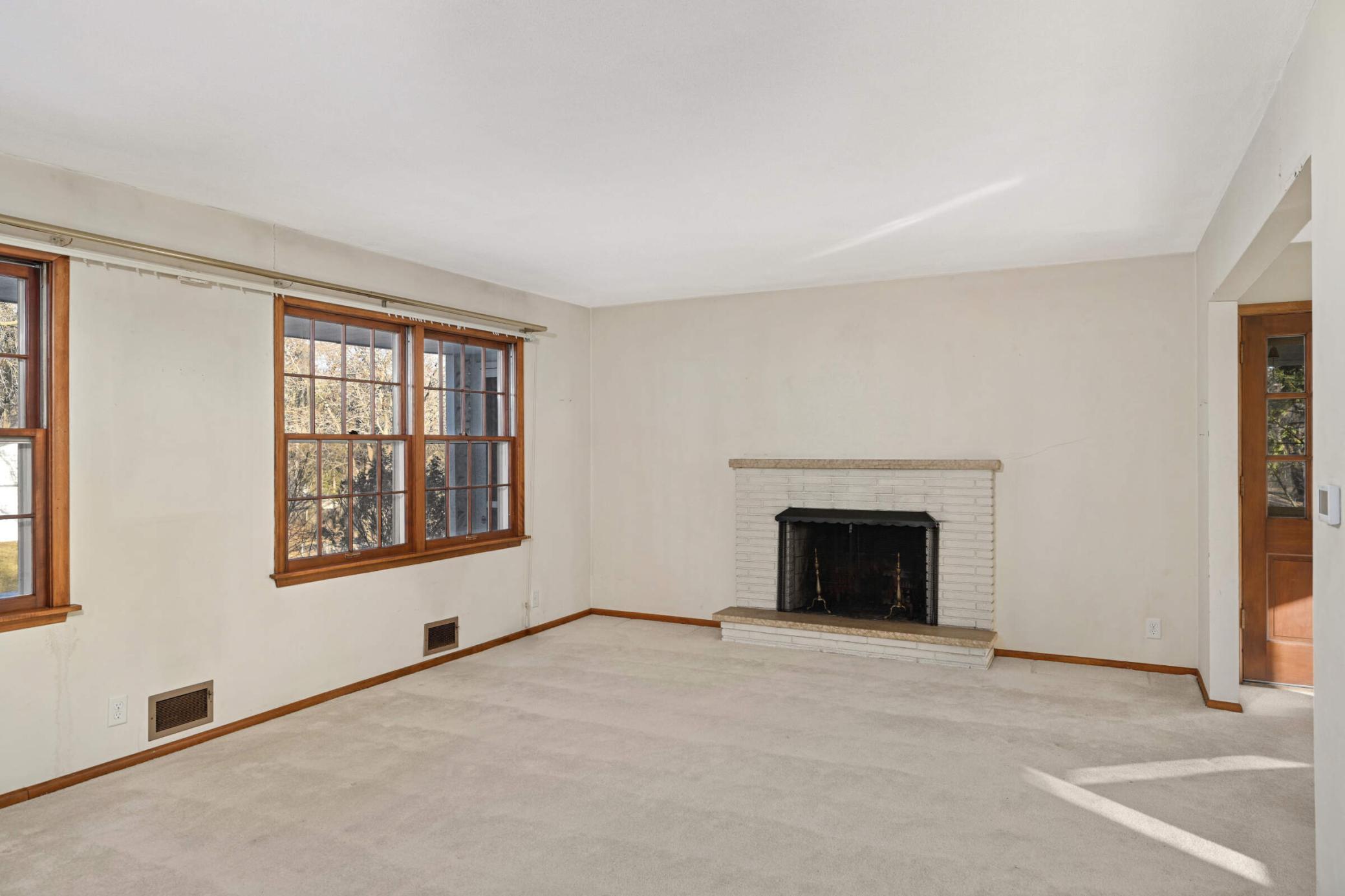 15367 Highland Trail