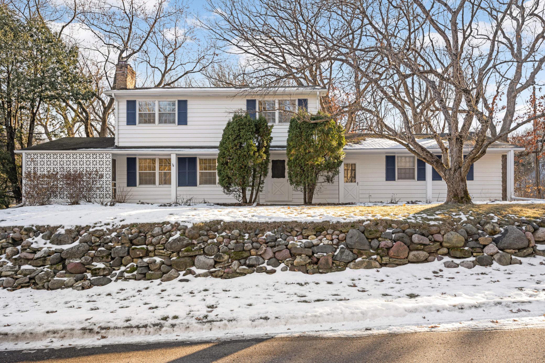 15367 Highland Trail