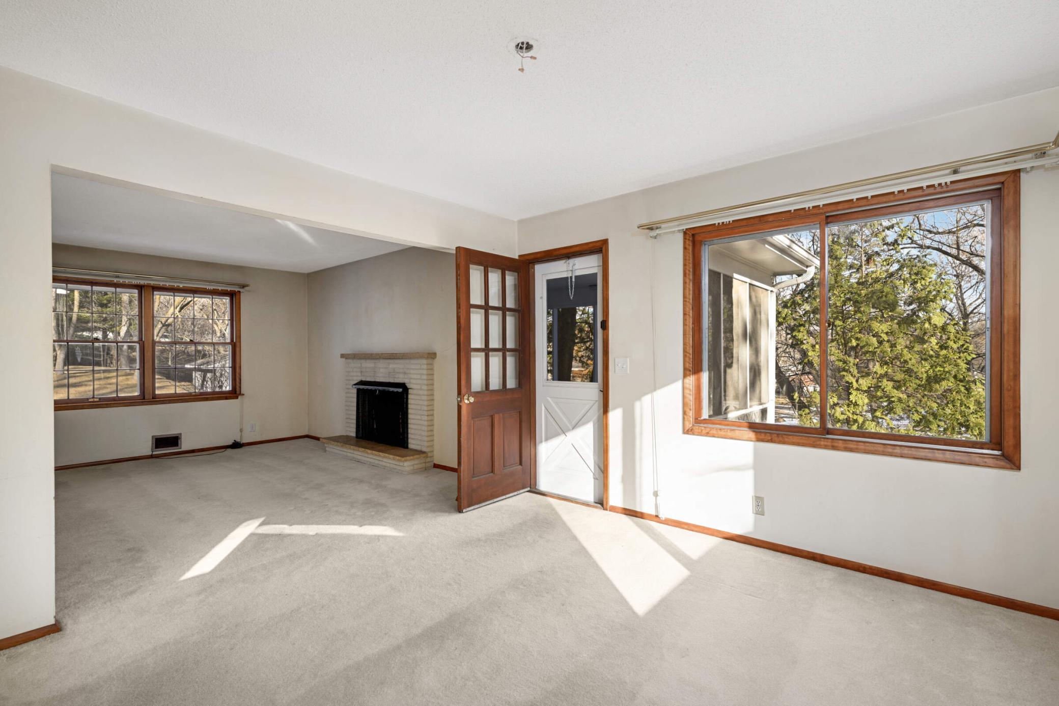 15367 Highland Trail