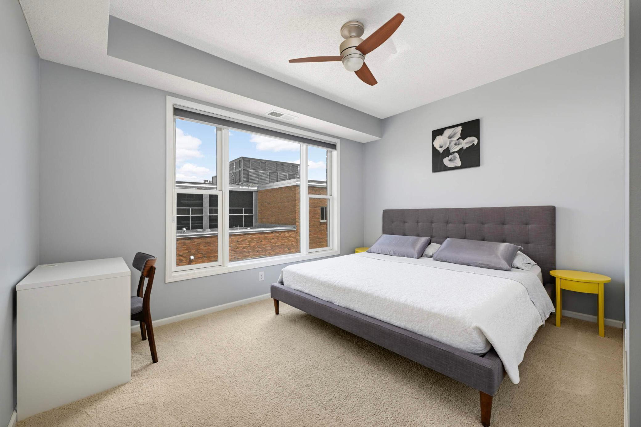 100 4th Avenue N Unit: 112