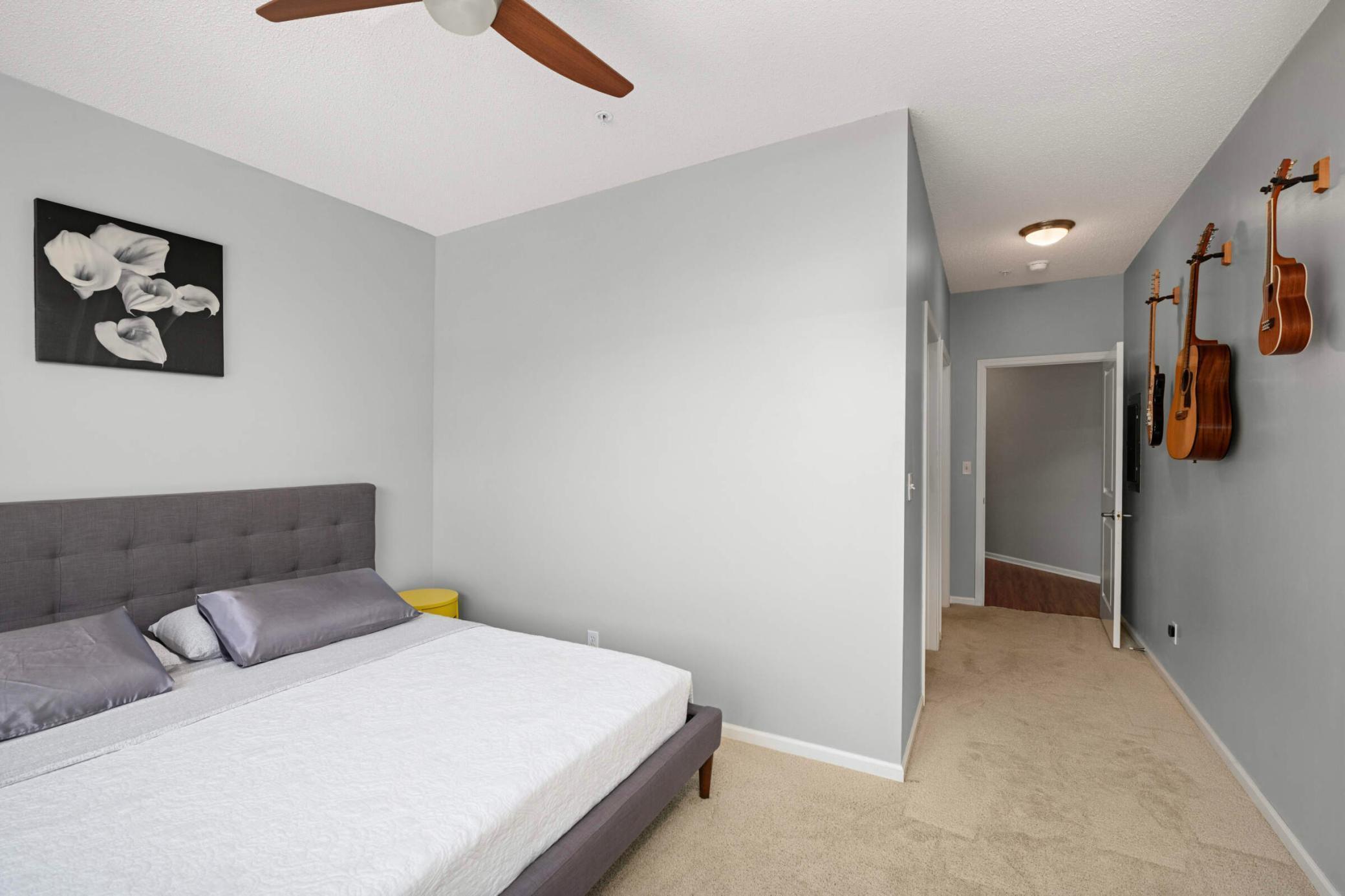 100 4th Avenue N Unit: 112