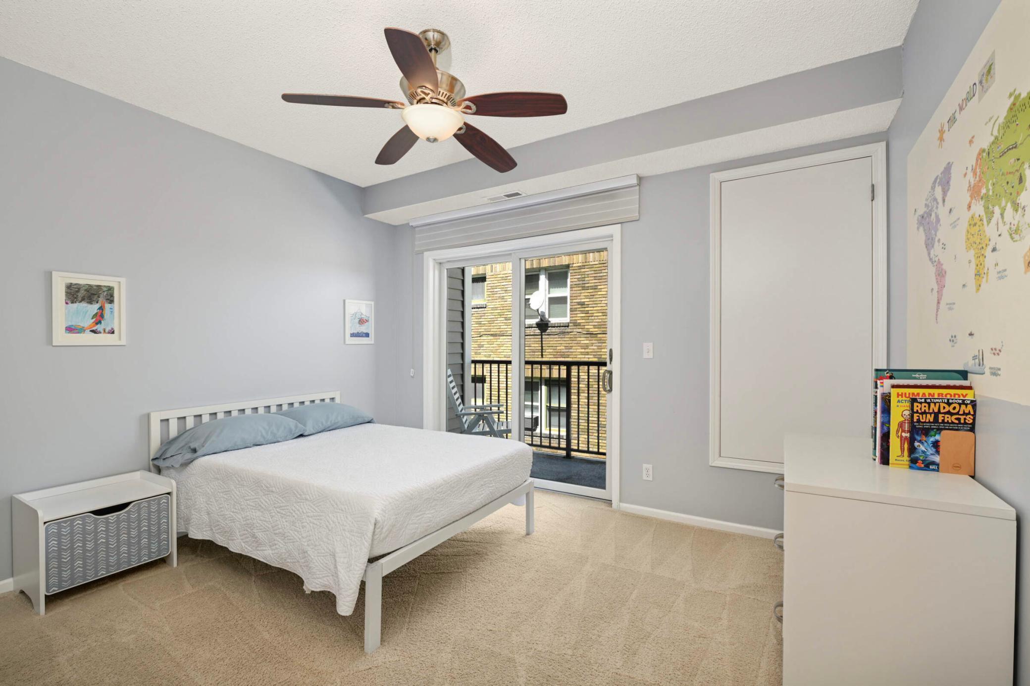 100 4th Avenue N Unit: 112