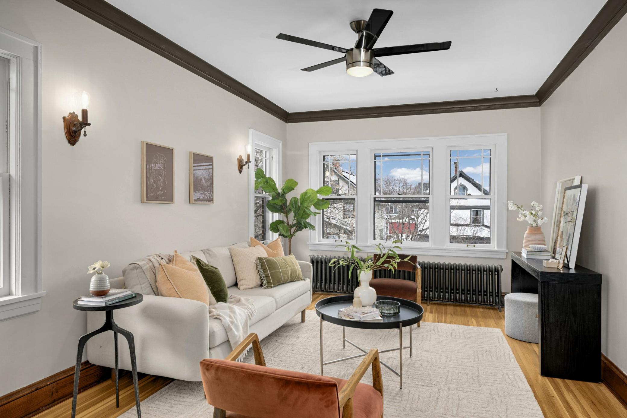 3212 Garfield Avenue Unit: 201