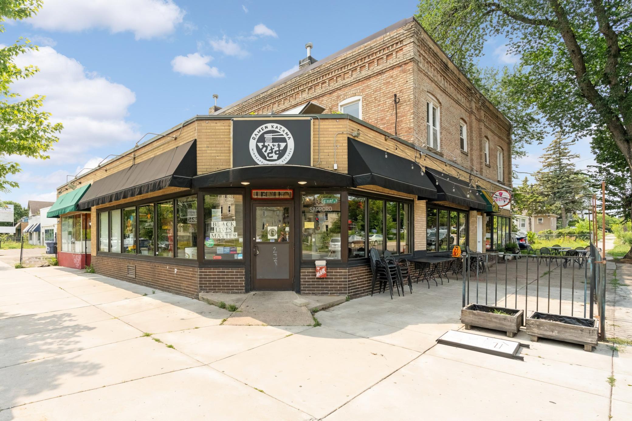 3212 Garfield Avenue Unit: 201