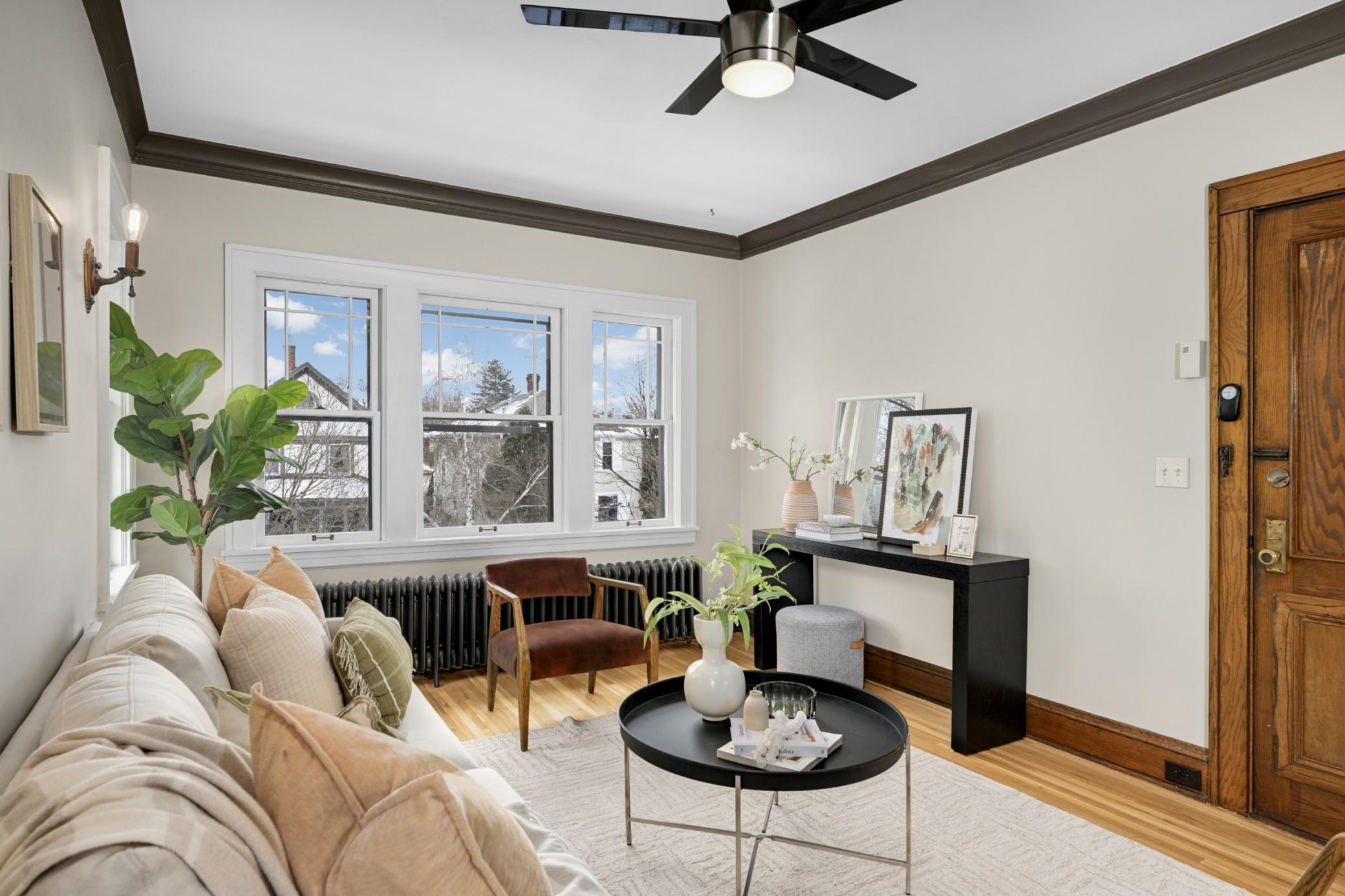 3212 Garfield Avenue Unit: 201