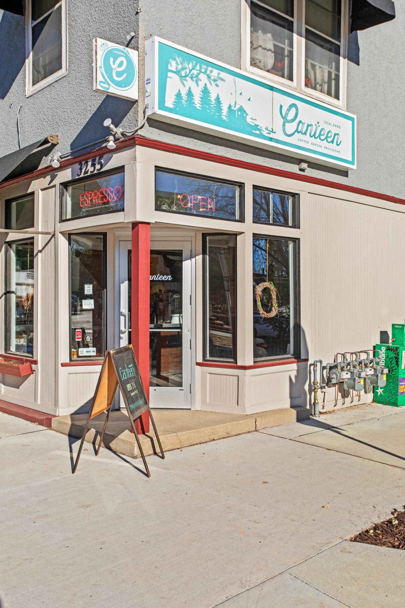 3212 Garfield Avenue Unit: 201