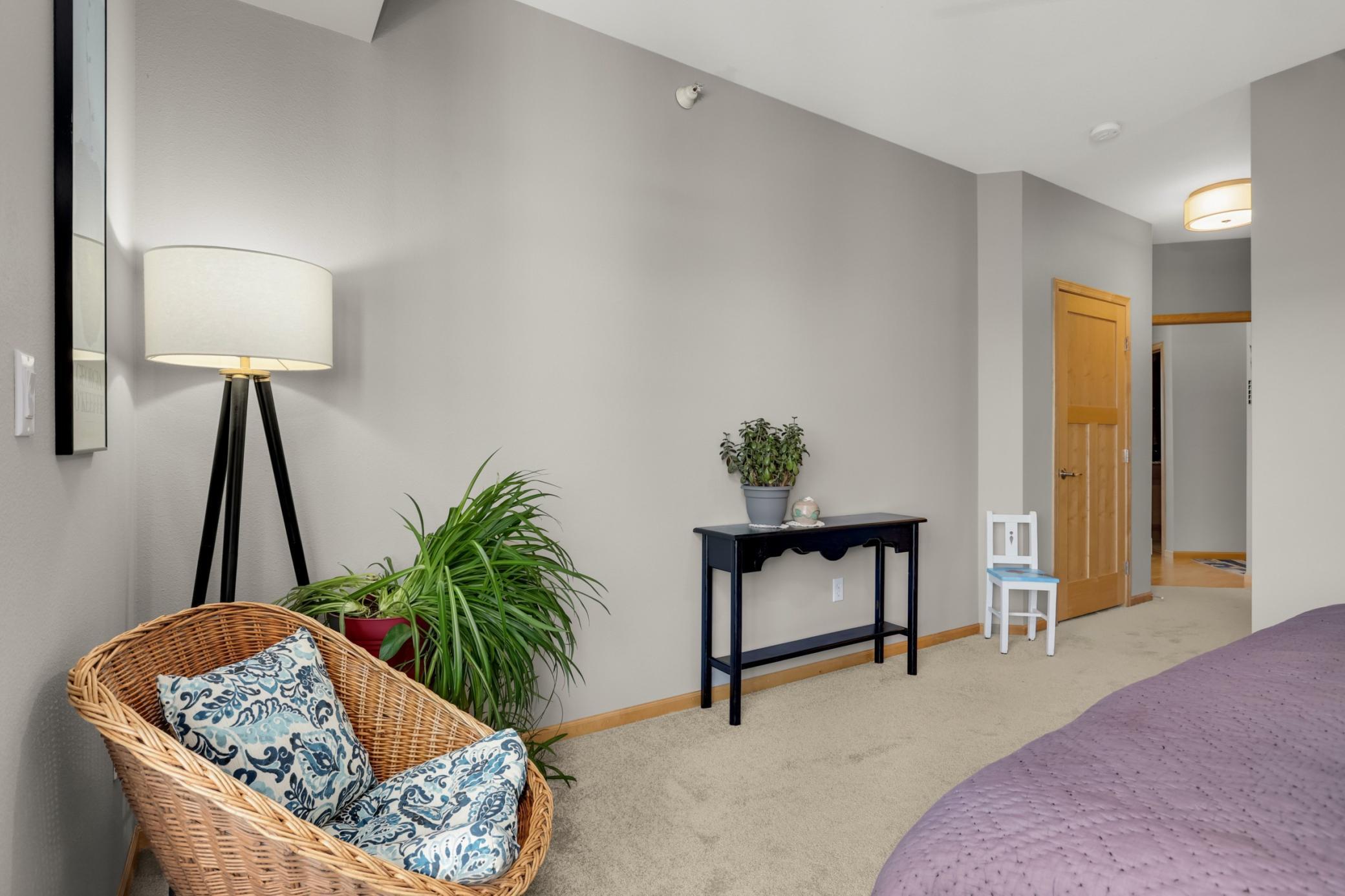 12501 Nicollet Avenue Unit: 401