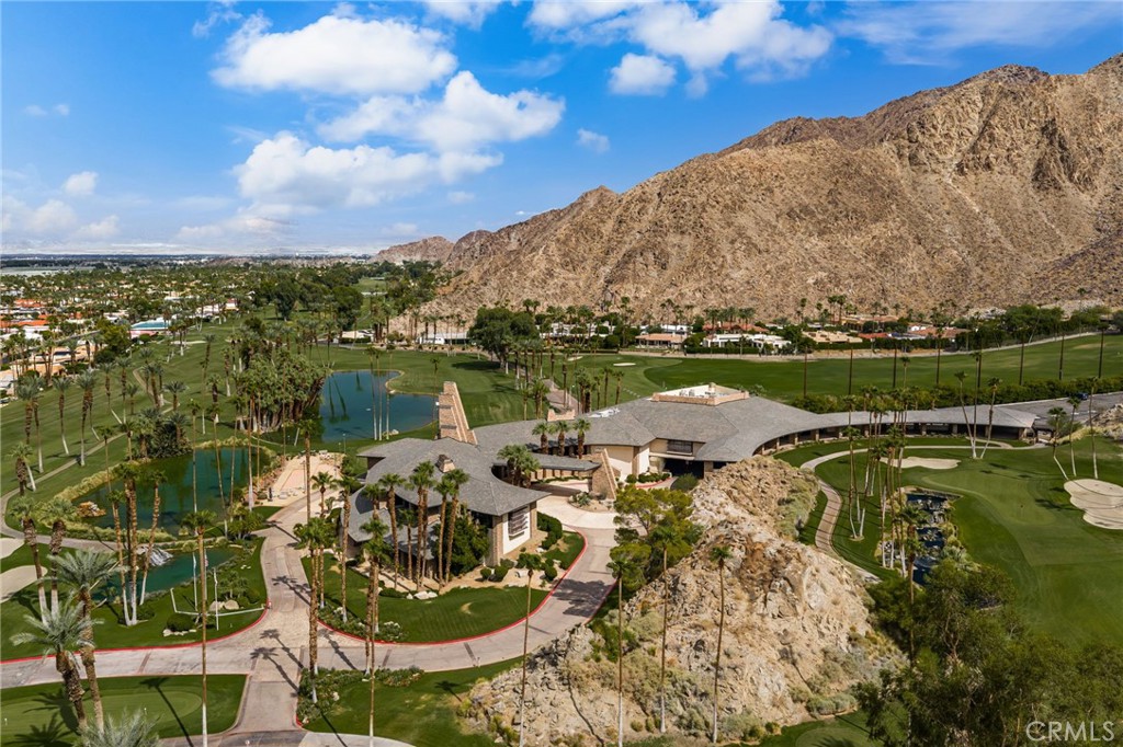 76915 Roadrunner Drive