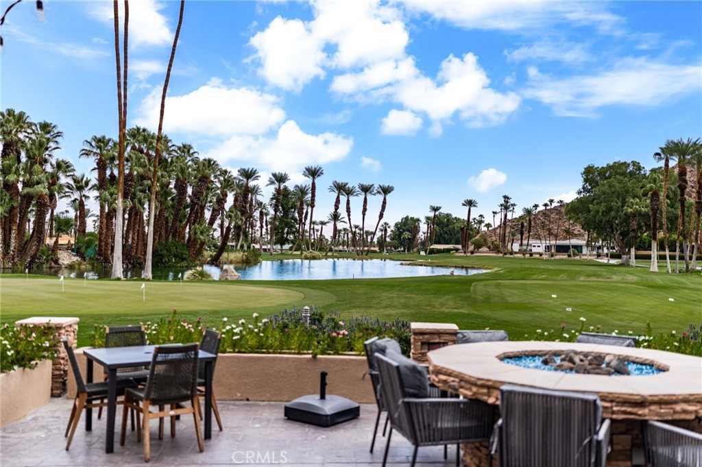 76915 Roadrunner Drive