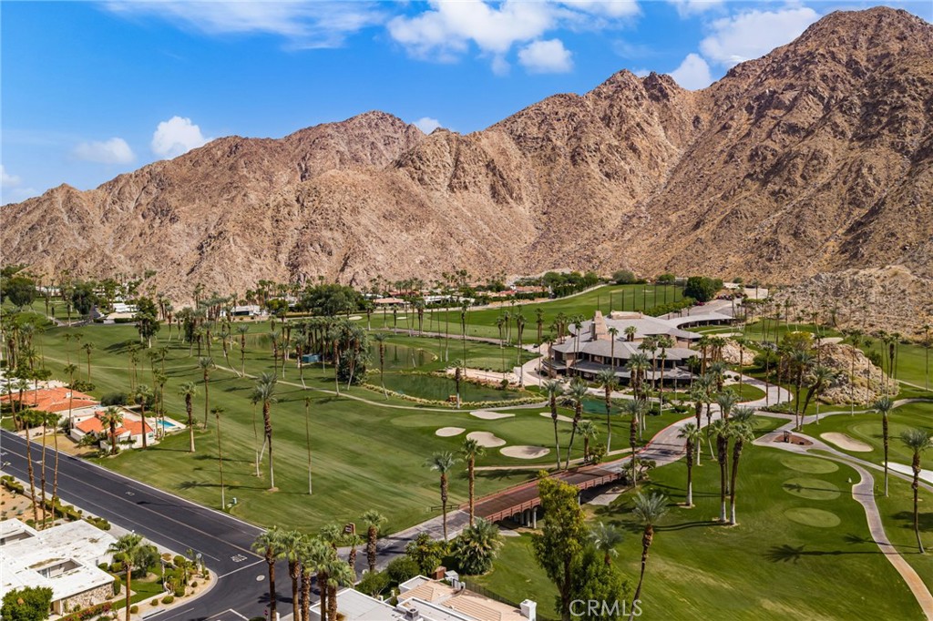 76915 Roadrunner Drive