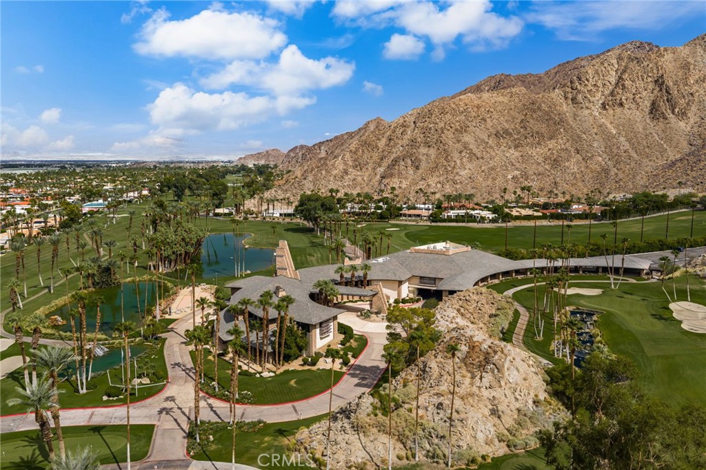 76915 Roadrunner Drive