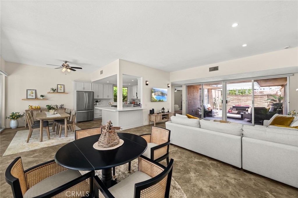 76915 Roadrunner Drive