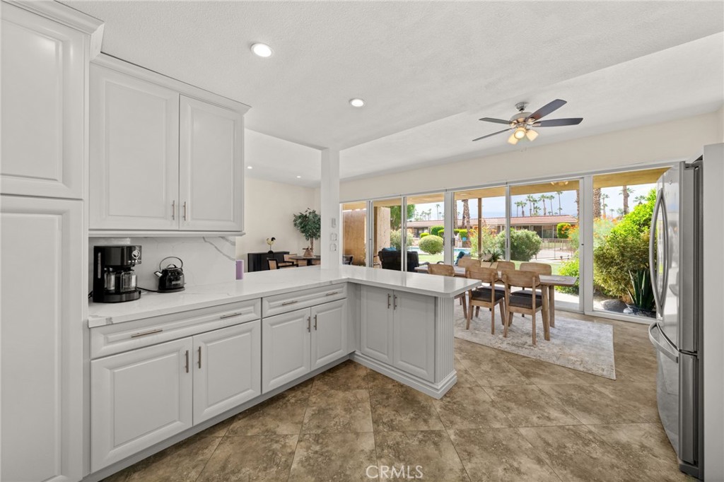 76915 Roadrunner Drive