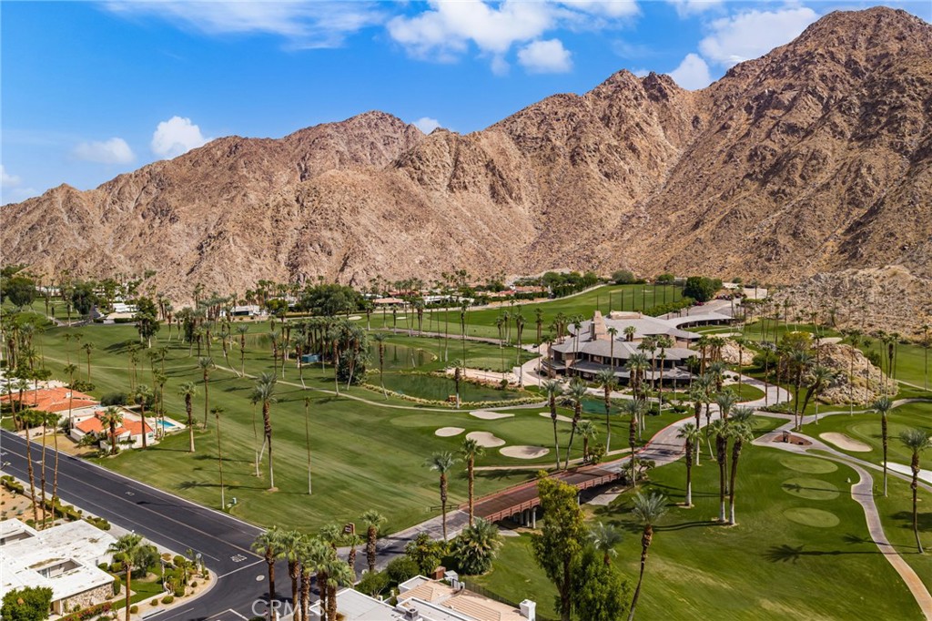 76915 Roadrunner Drive