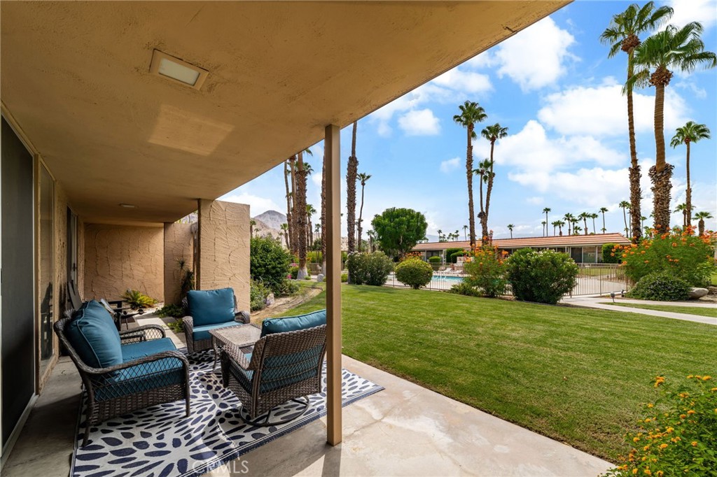 76915 Roadrunner Drive