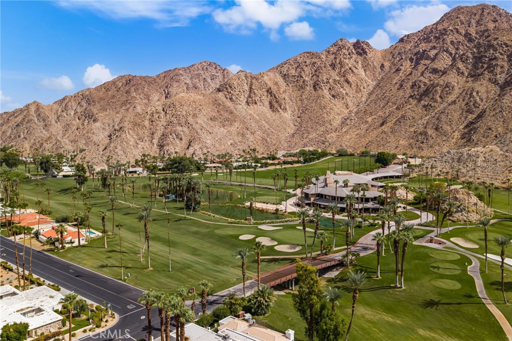 76915 Roadrunner Drive