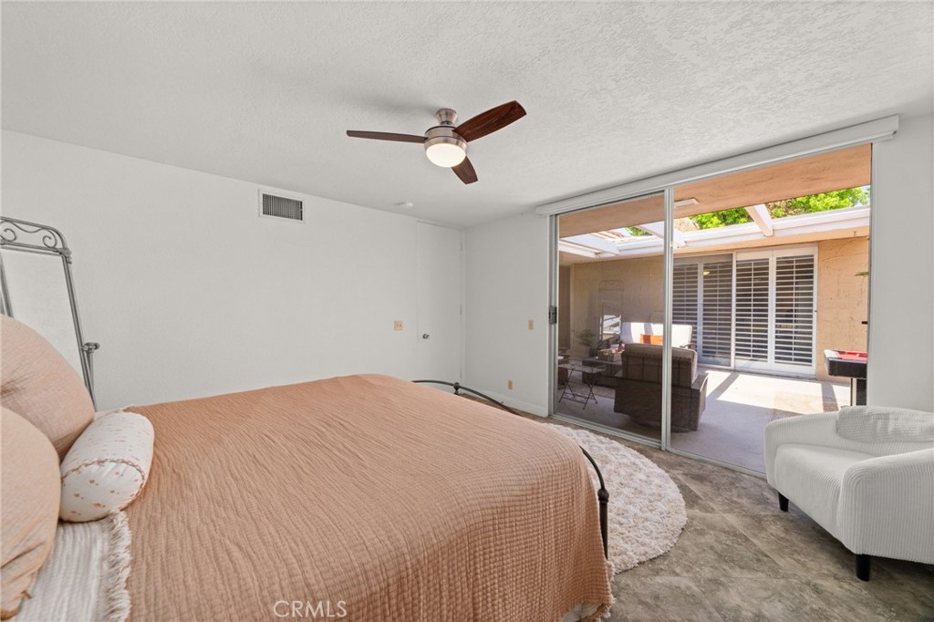 76915 Roadrunner Drive