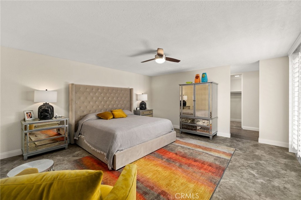 76915 Roadrunner Drive