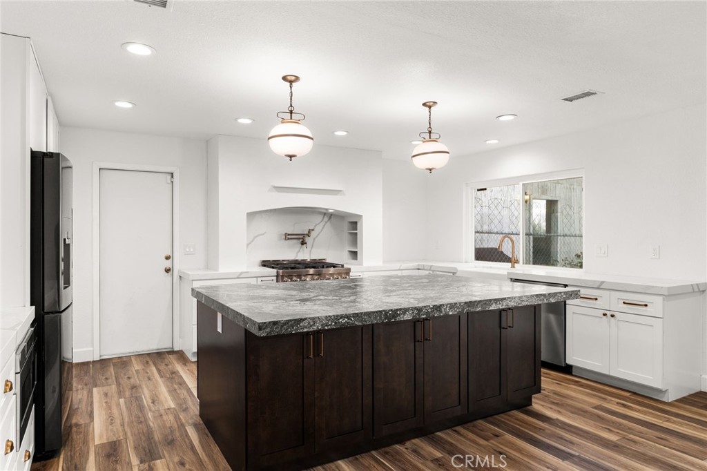 8851 Beechwood Drive