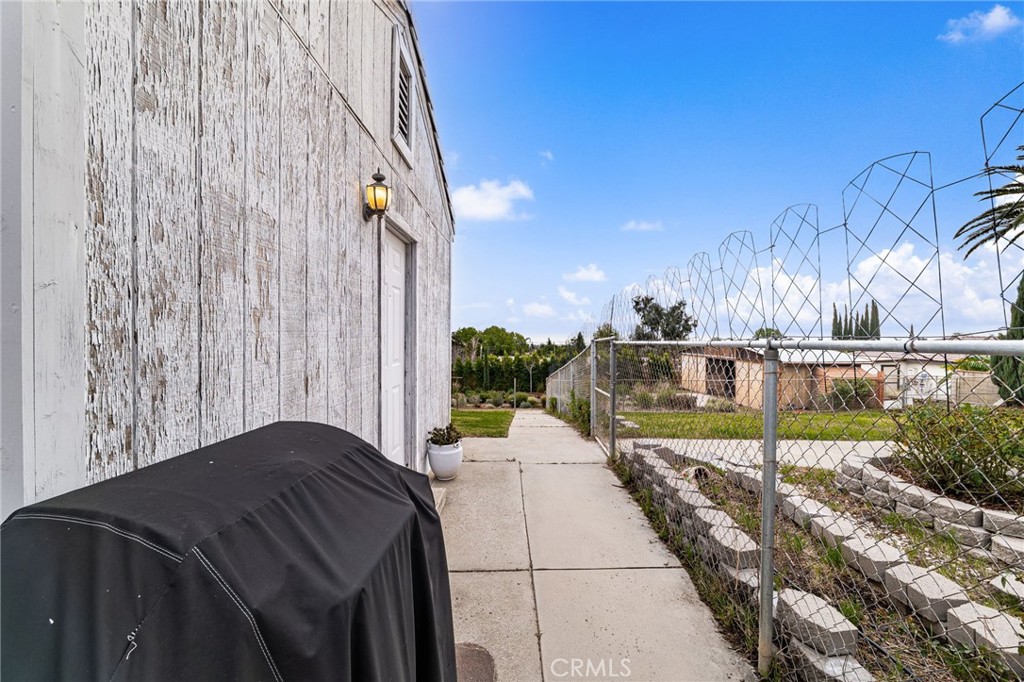 8851 Beechwood Drive