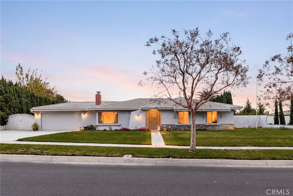 8851 Beechwood Drive