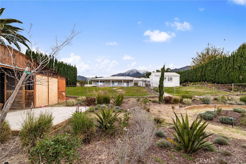 8851 Beechwood Drive