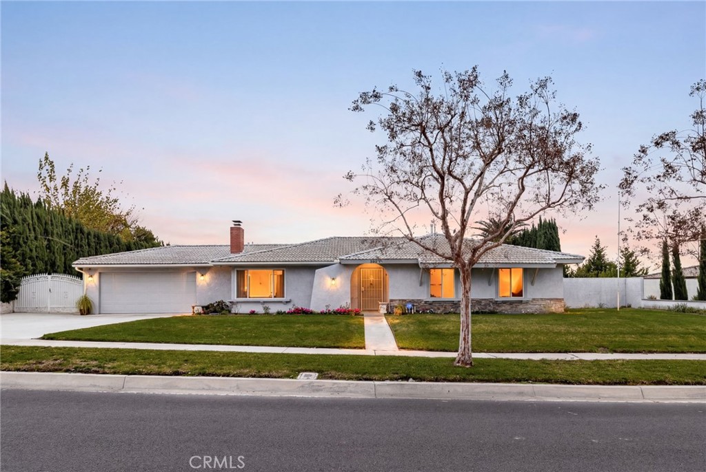 8851 Beechwood Drive