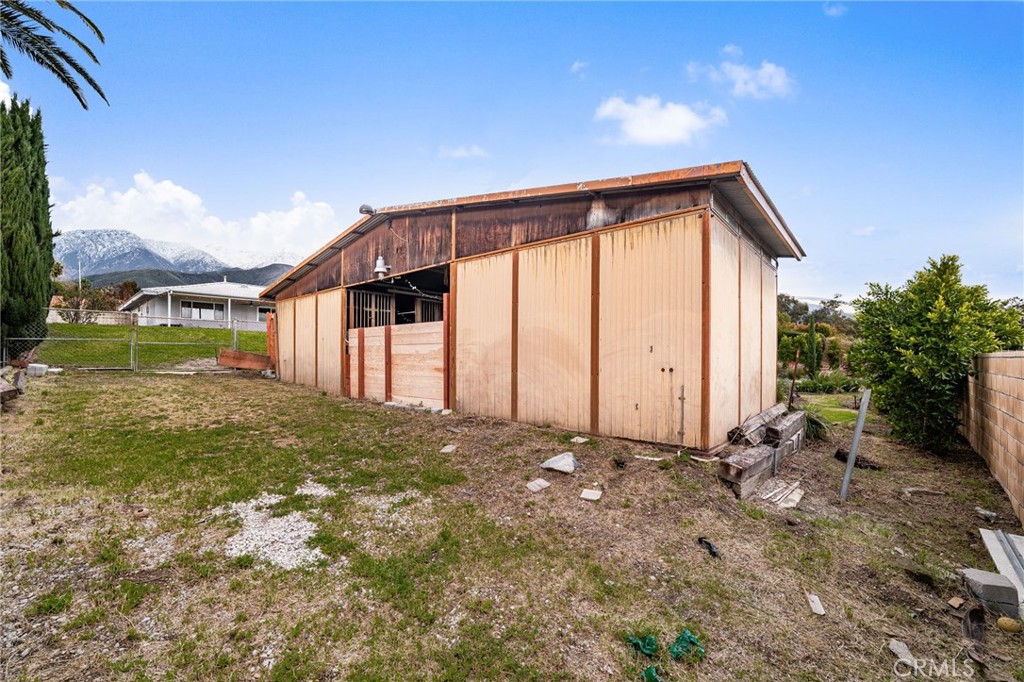 8851 Beechwood Drive