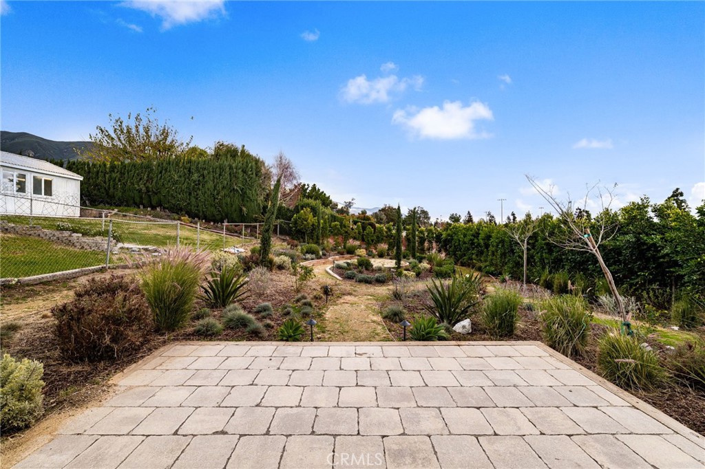 8851 Beechwood Drive