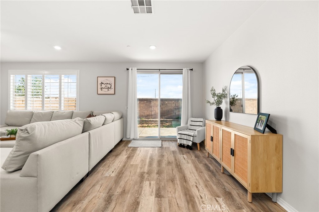 5448 La Bodega Way