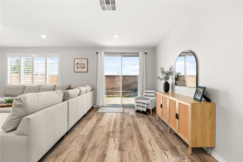 5448 La Bodega Way