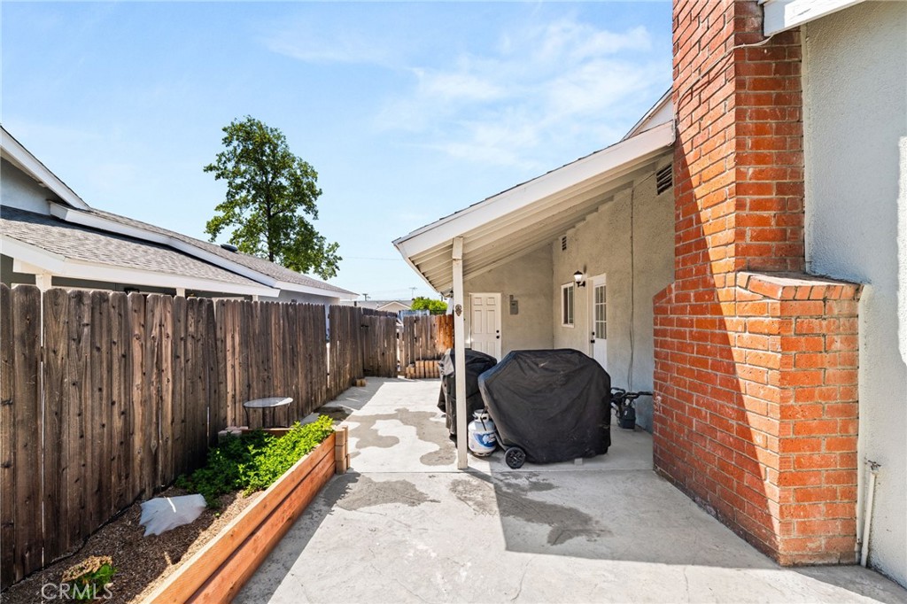 1267 Howard Street