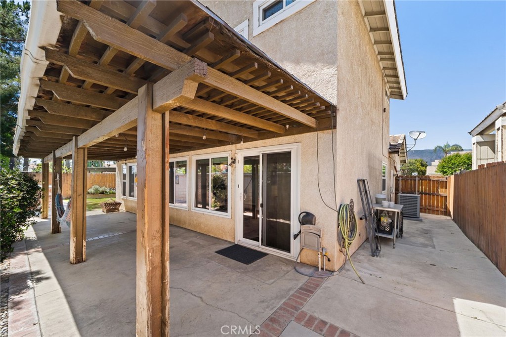 13707 Sunrise Street