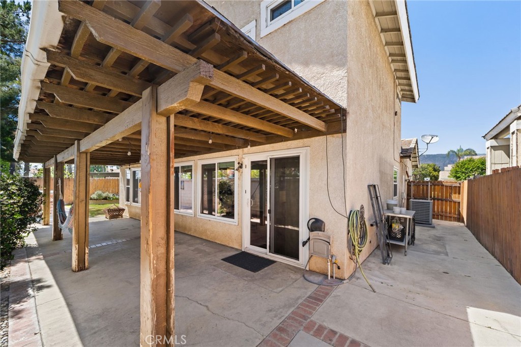 13707 Sunrise Street