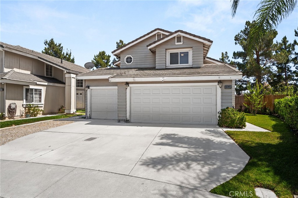 13707 Sunrise Street