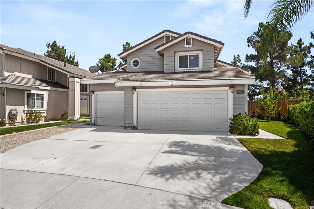 13707 Sunrise Street