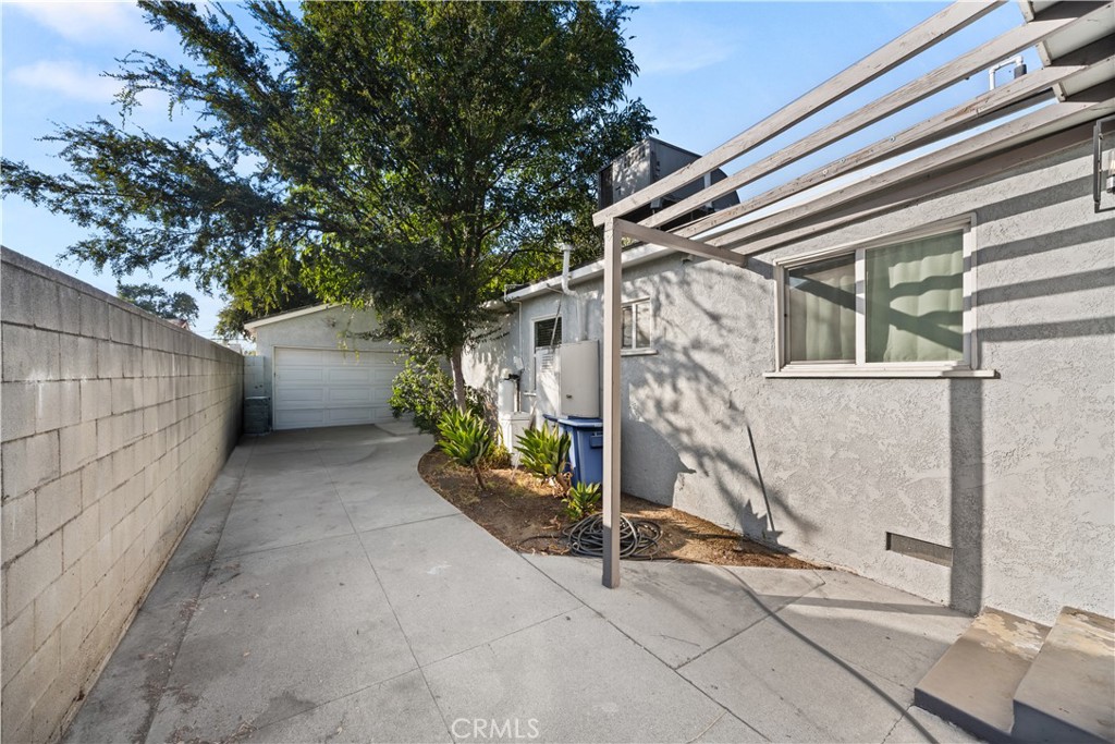 1617 N Gordon Court