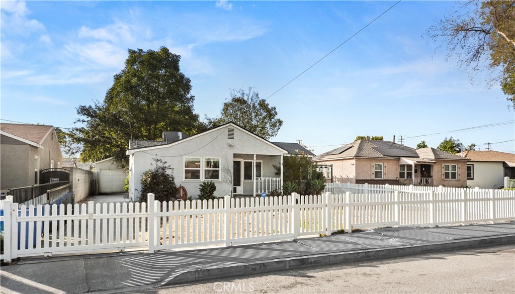 1617 N Gordon Court