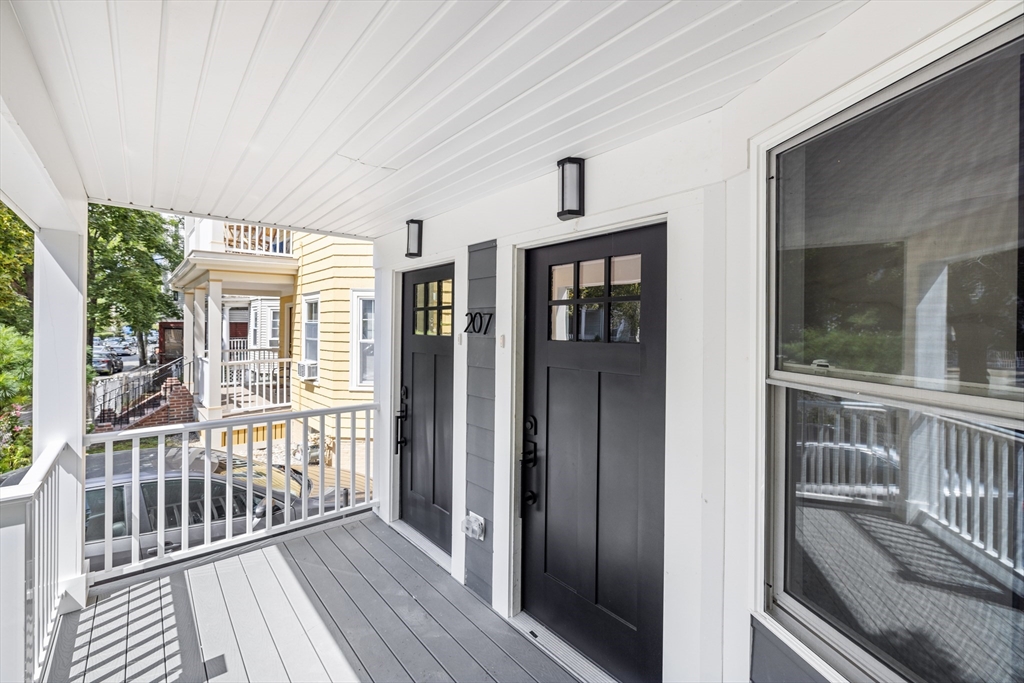 207 Highland Ave # B