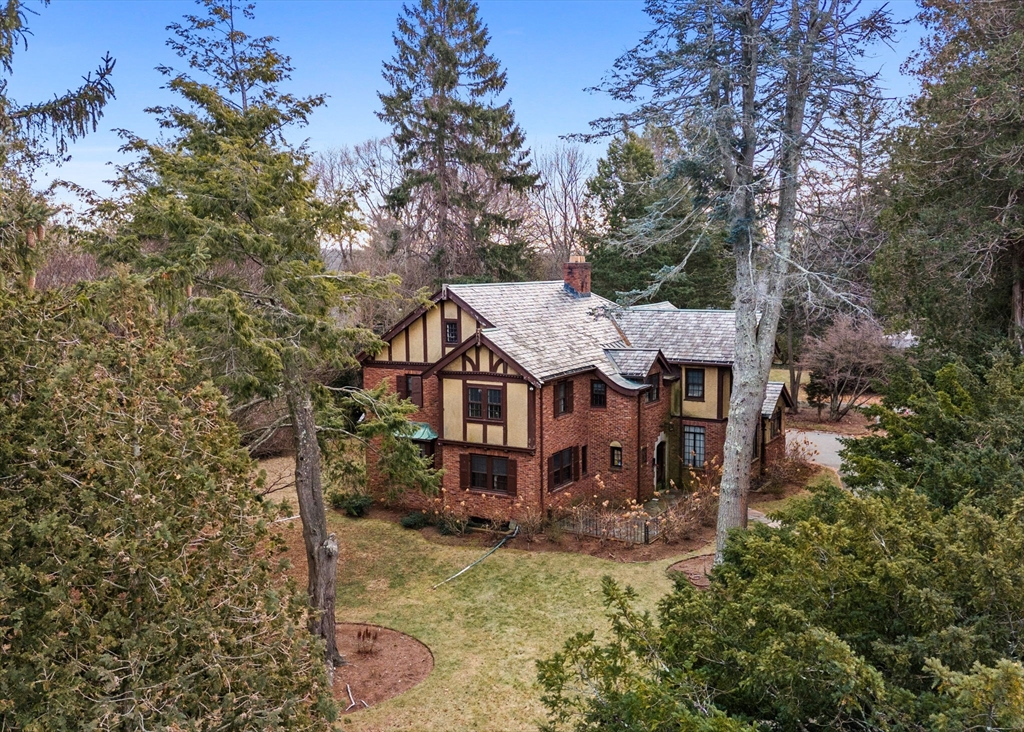 30 Swan Rd
