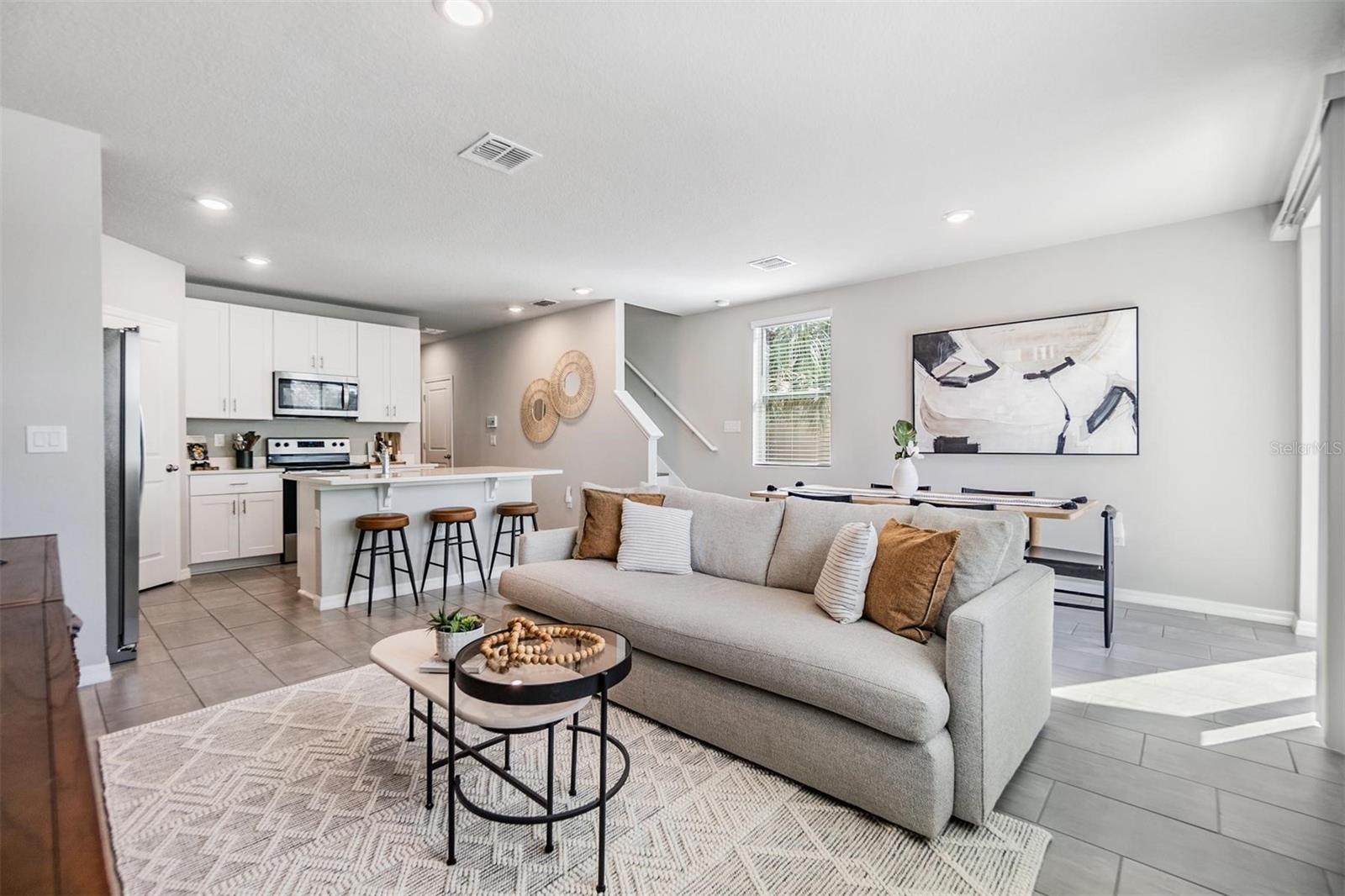 2710 CHESTNUT CREEK PL