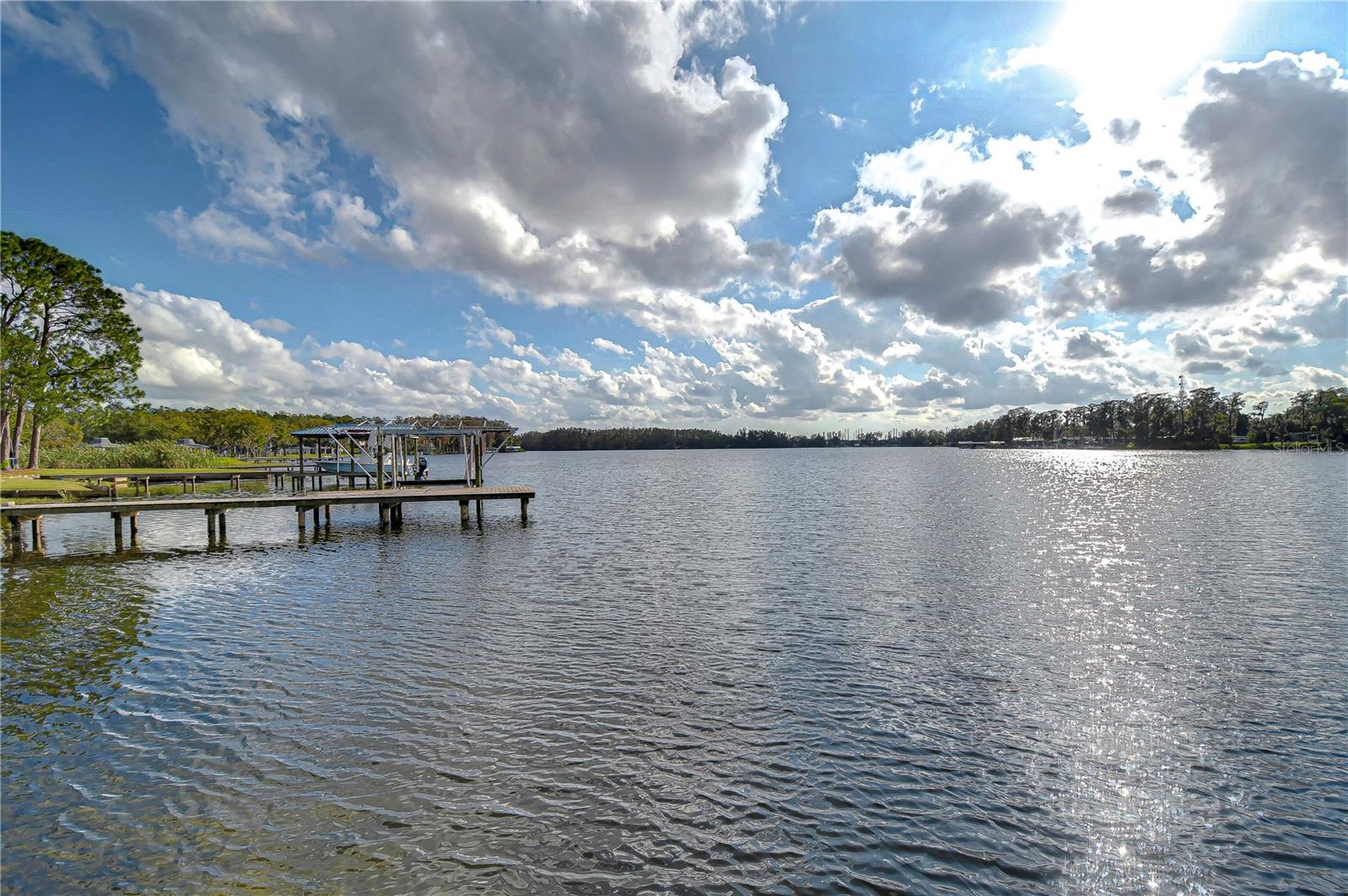 3207 LAKE PADGETT DR