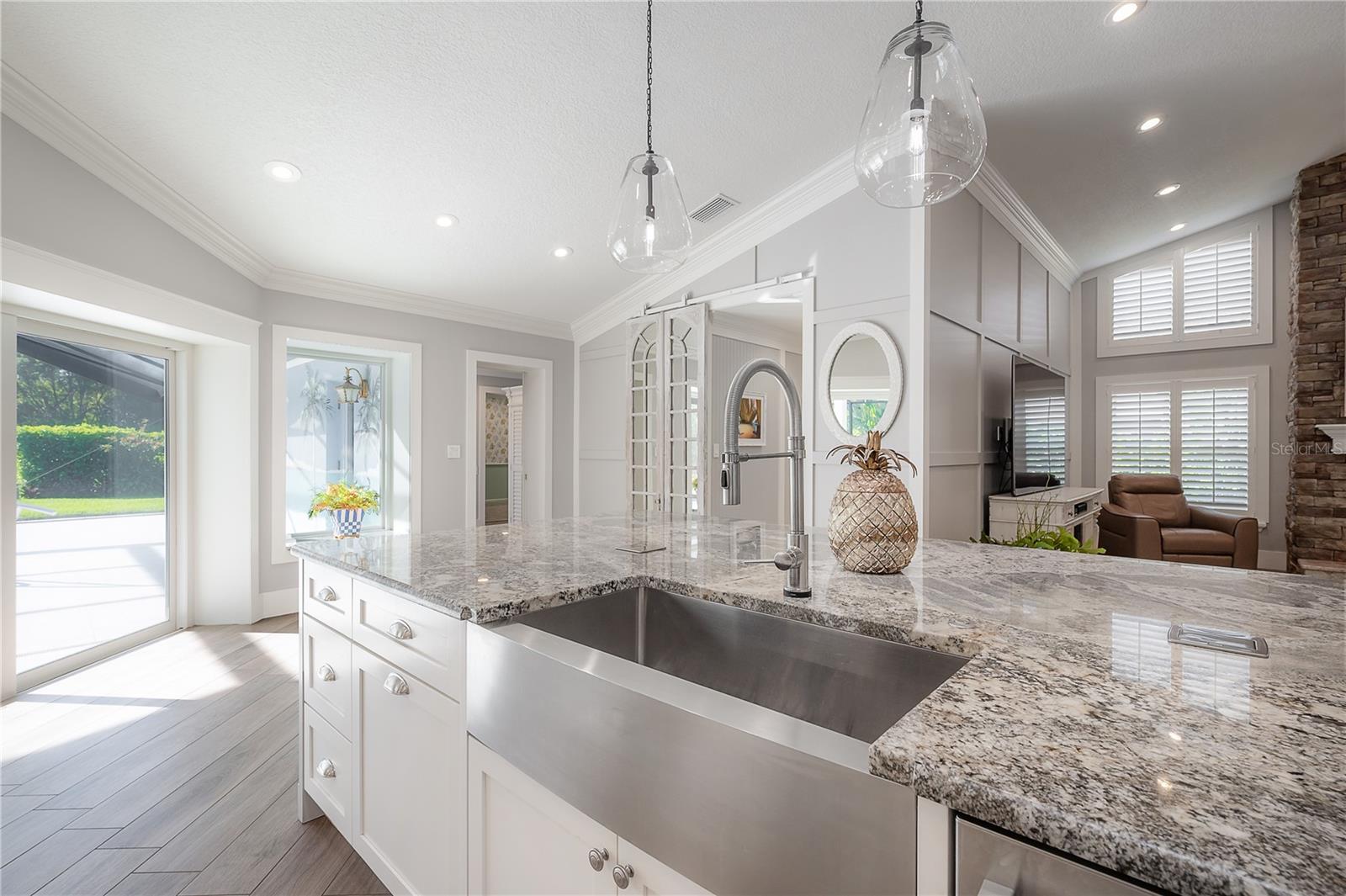 7704 LAKE CYPRESS DR