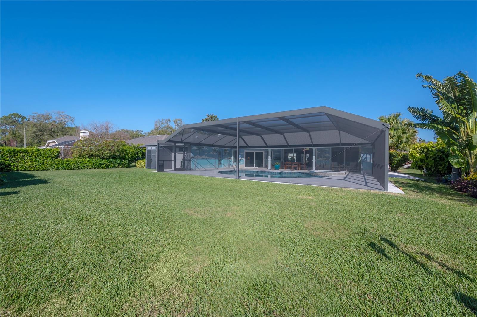 7704 LAKE CYPRESS DR